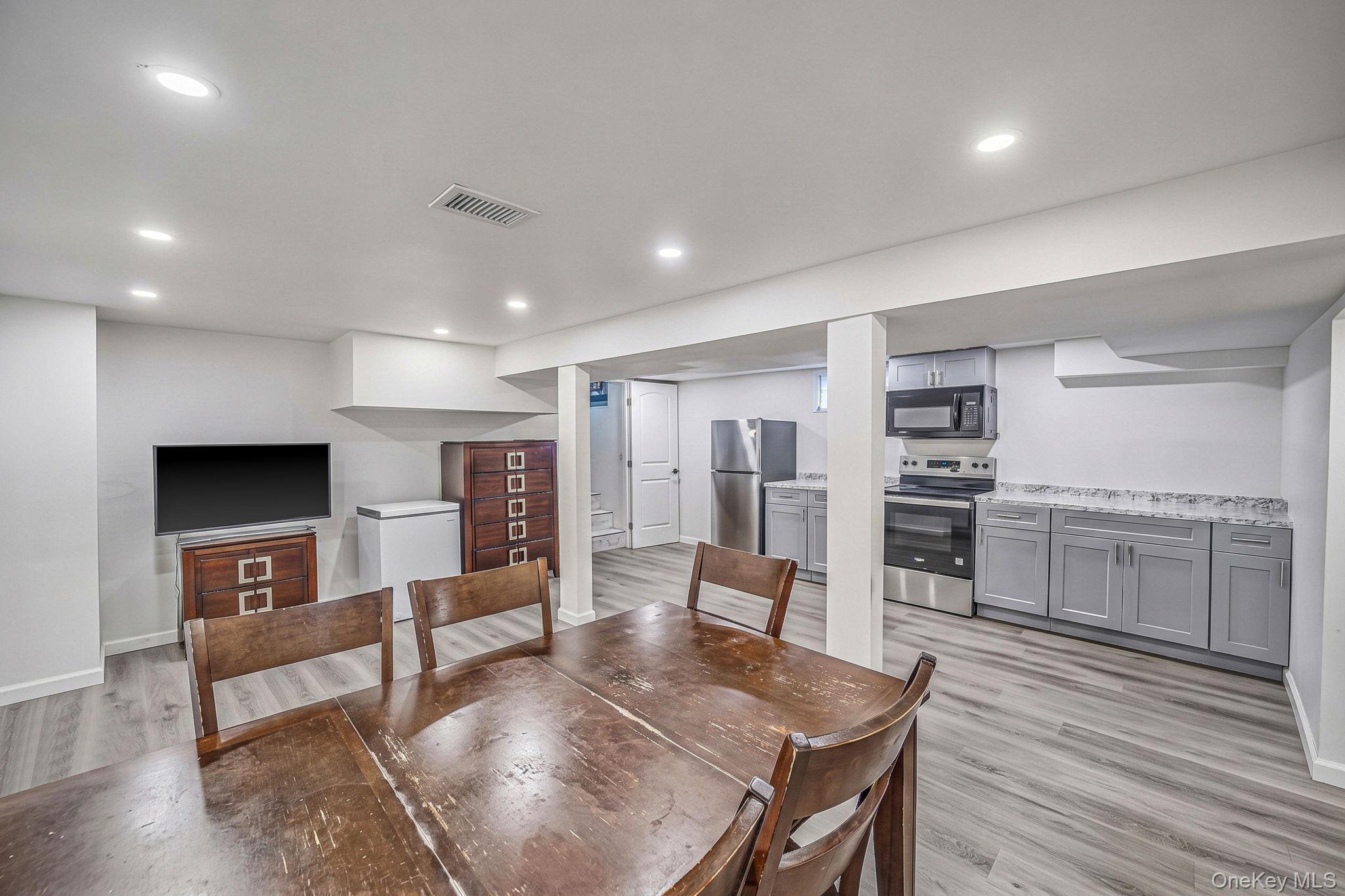 6 S Arizona Road – For Sale photo 36