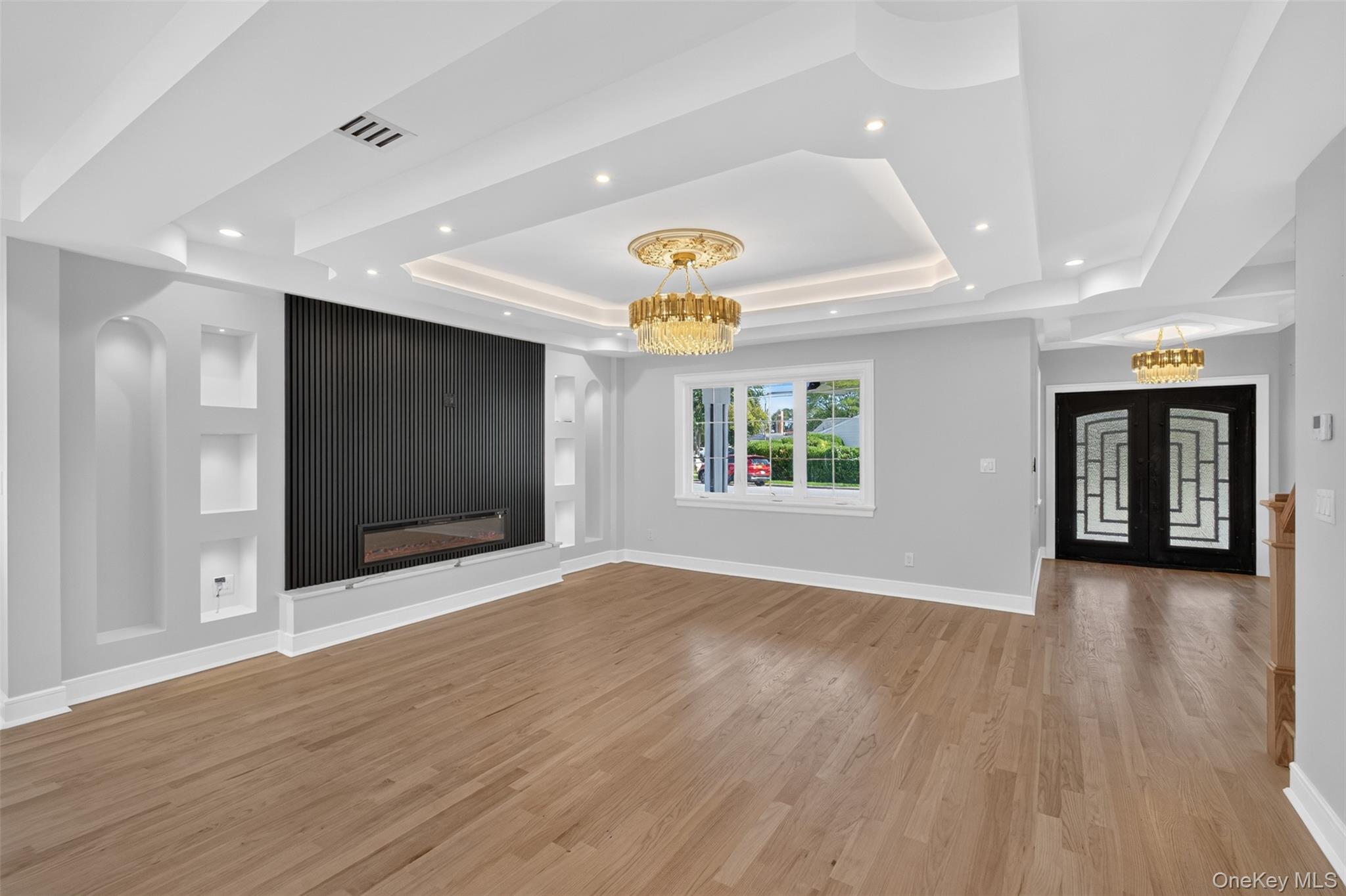 1550 Debra Place – For Sale photo 9