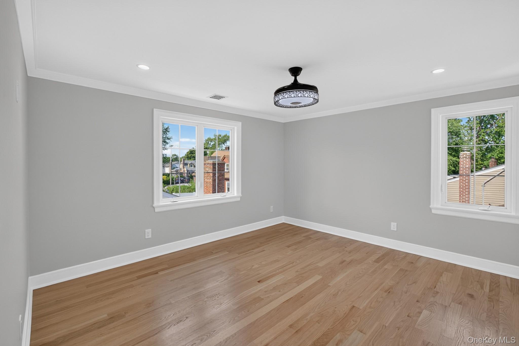 1550 Debra Place – For Sale photo 31