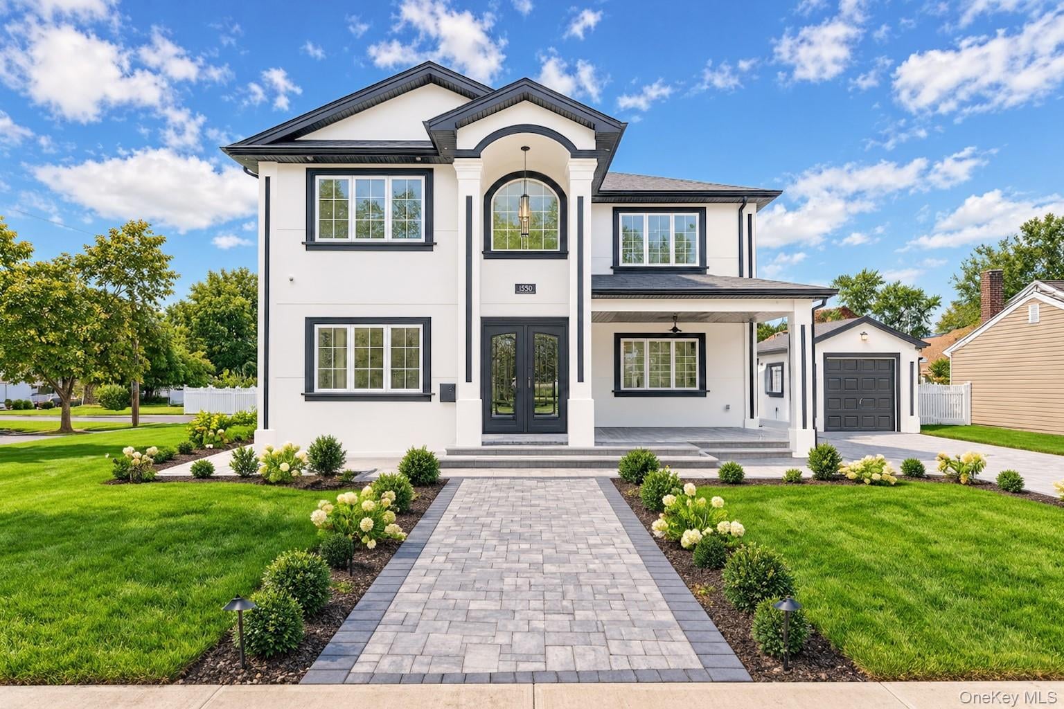 1550 Debra Place – For Sale