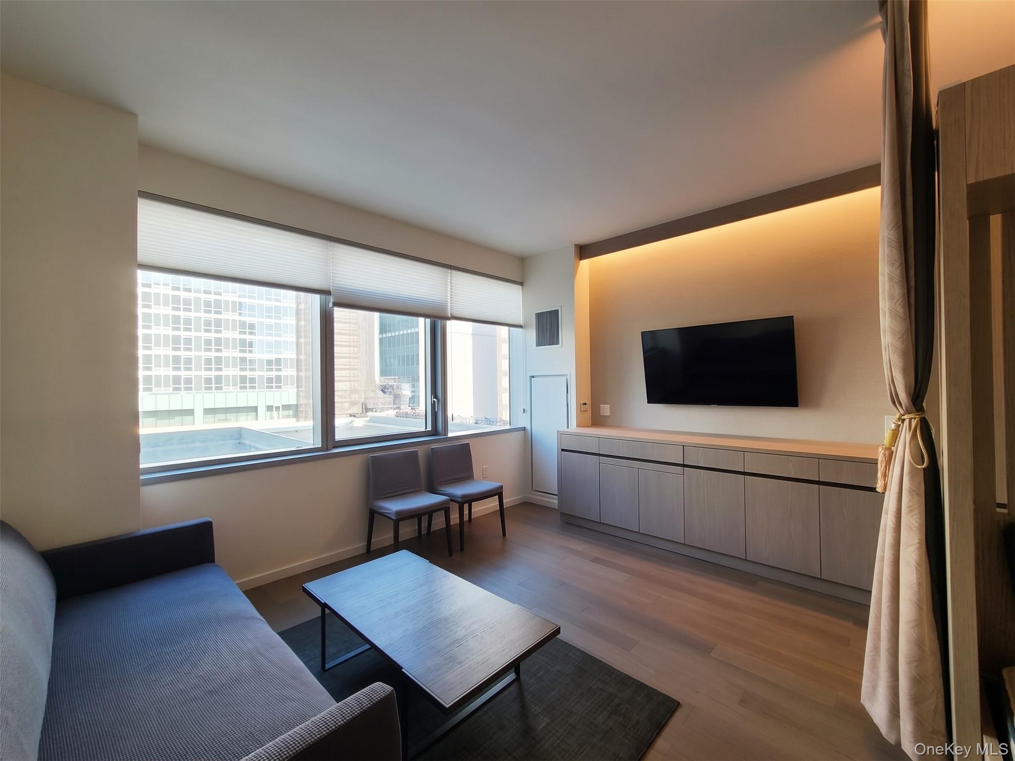 13327 39th Avenue, Unit 6D photo 6