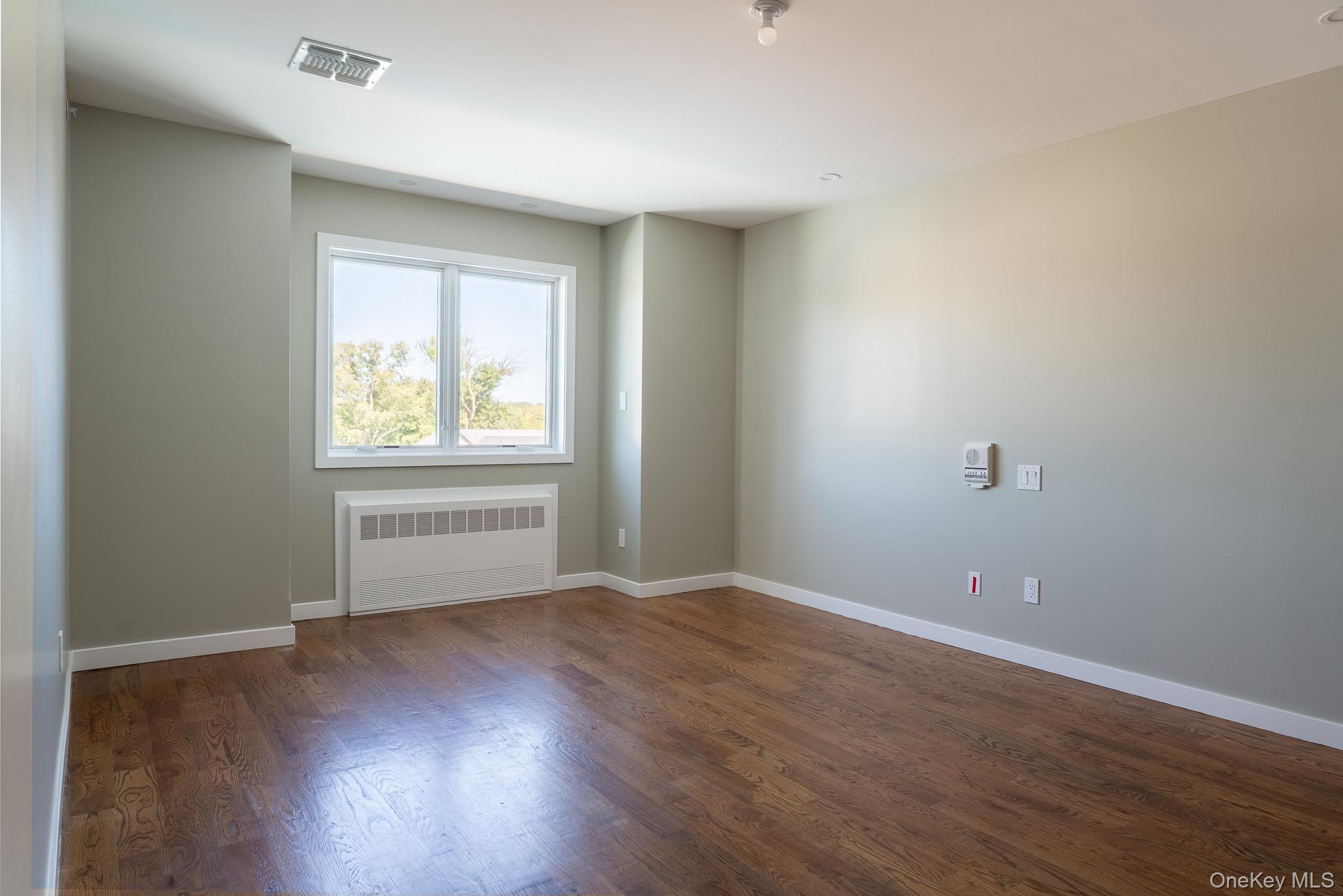 18 Twin Avenue, Unit 304 photo 15