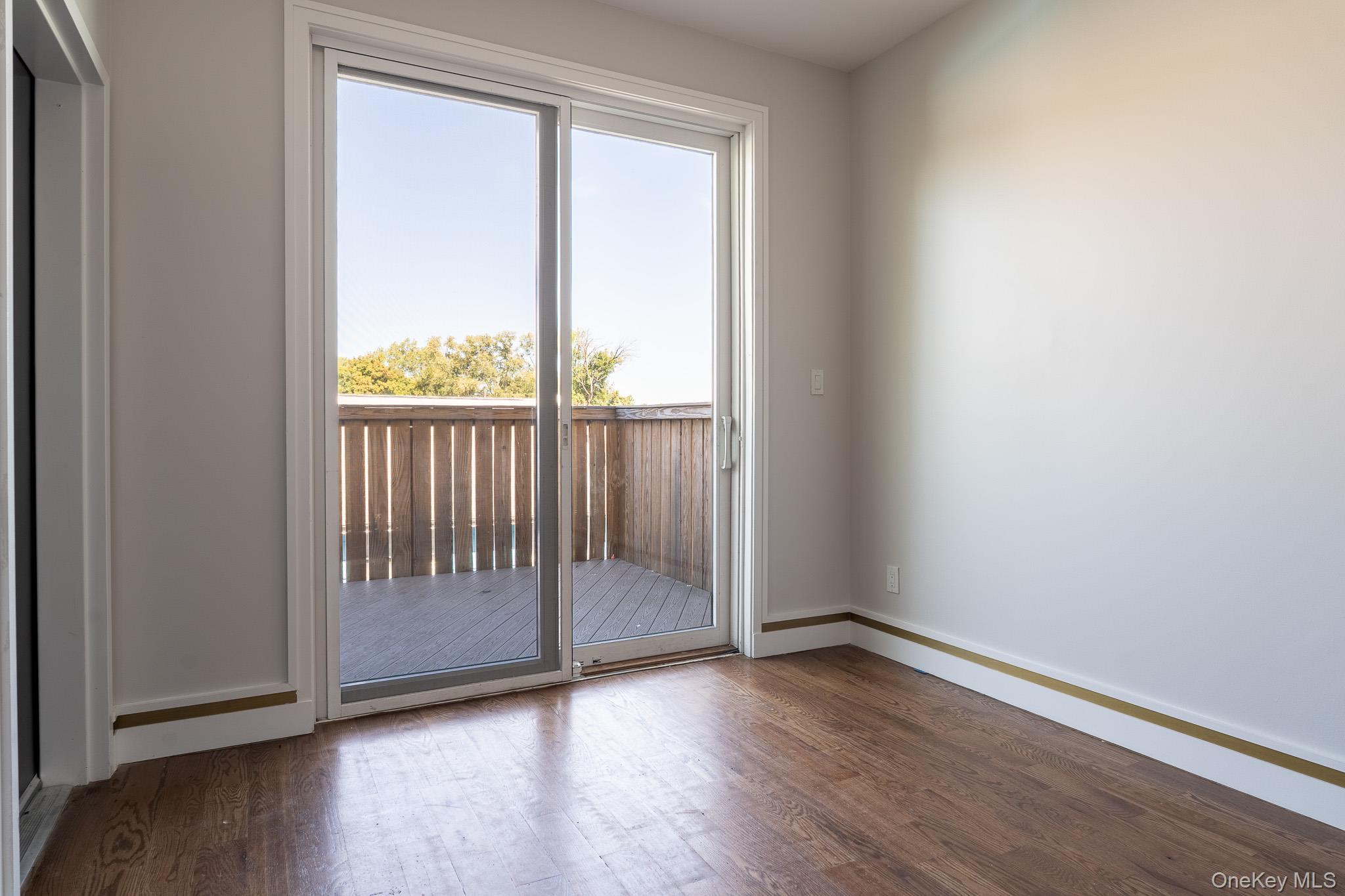 18 Twin Avenue, Unit 304 photo 7