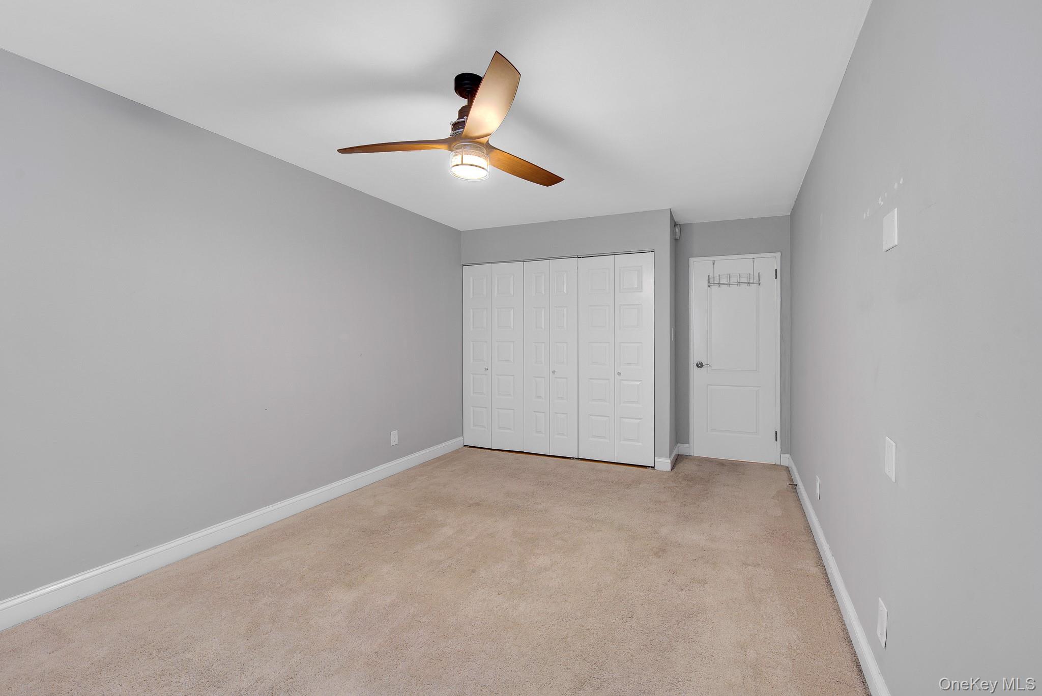 54-40 Little Neck Parkway, Unit 6M photo 13