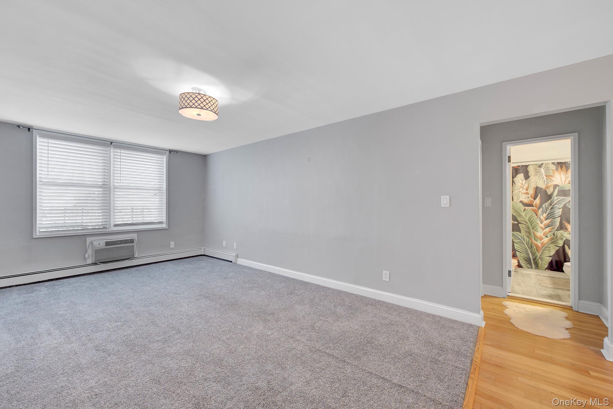 54-40 Little Neck Parkway, Unit 6M photo 5