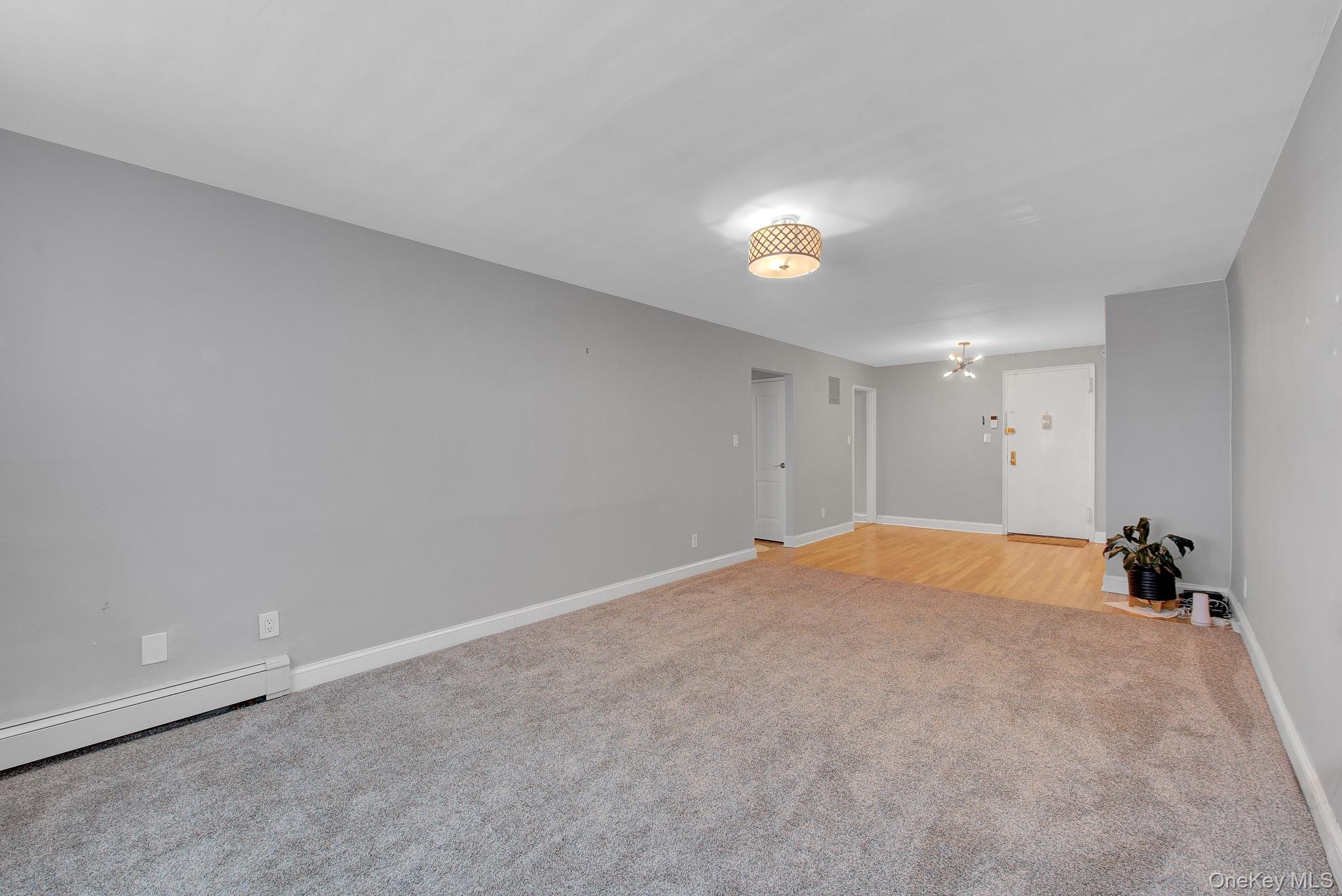 54-40 Little Neck Parkway, Unit 6M photo 6