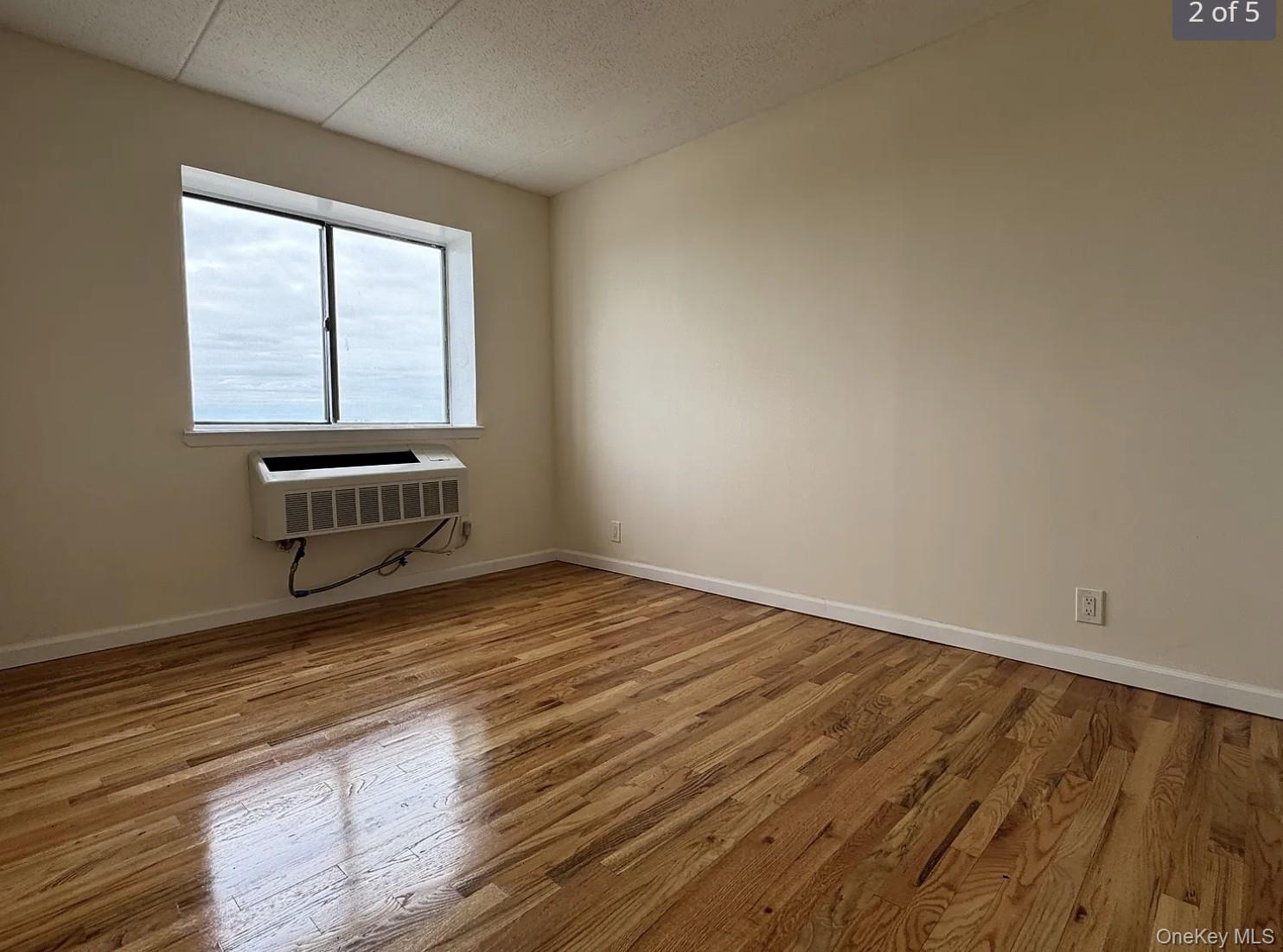 145-18 34th Avenue, Unit 6E photo 2