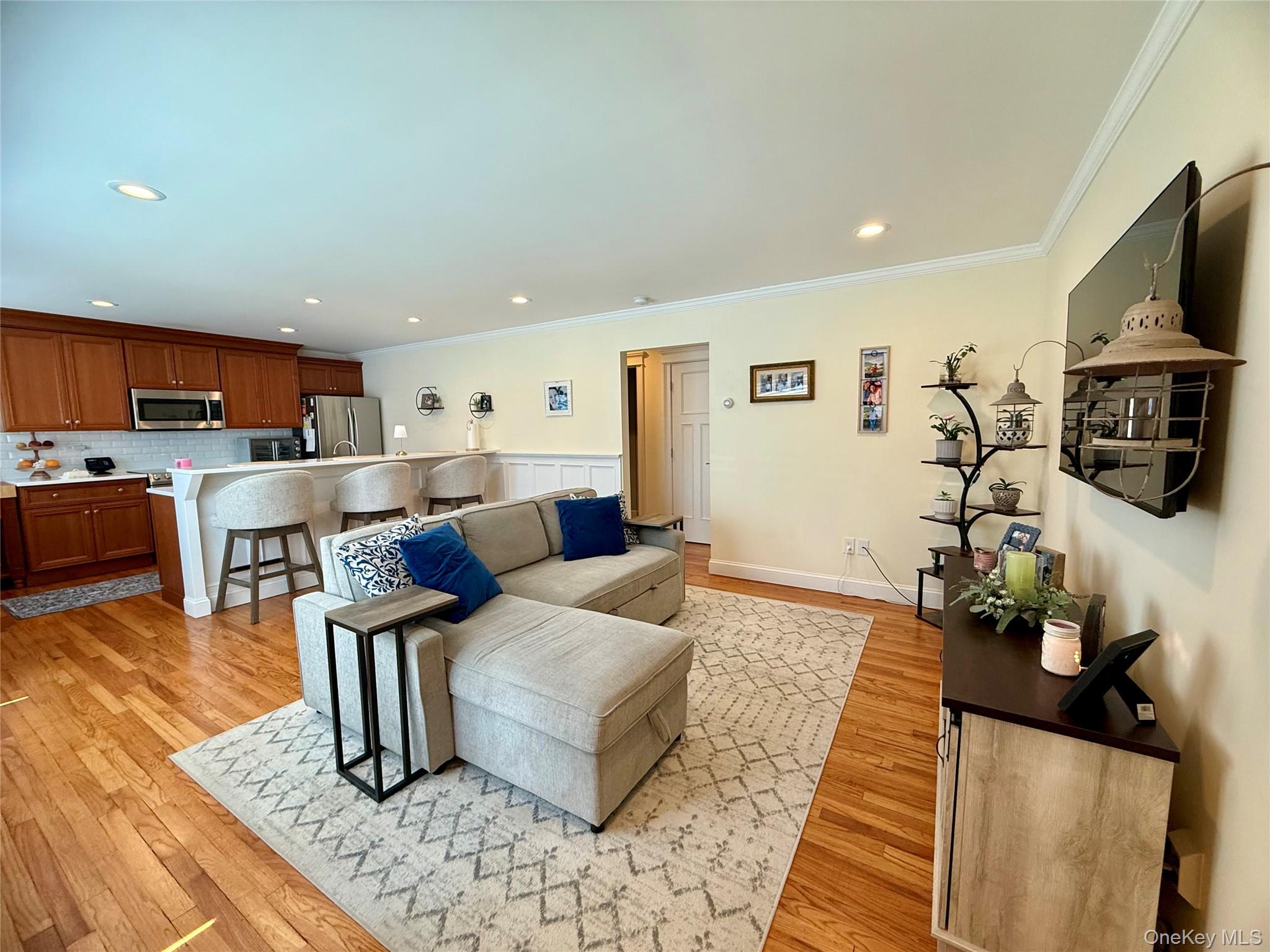 250 Beechwood Avenue, Unit 9A photo 3