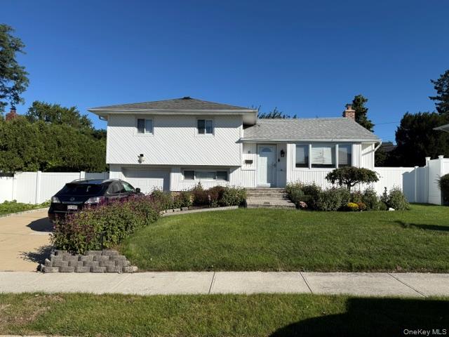 8 Debora Drive – For Sale