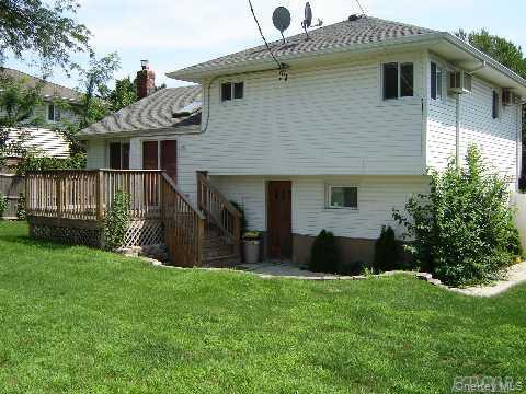8 Debora Drive – For Sale photo 3