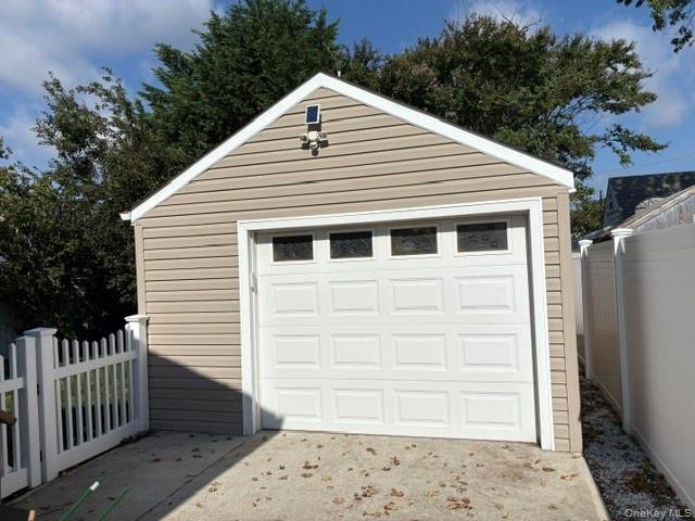 931 Hayes Street – For Sale photo 18