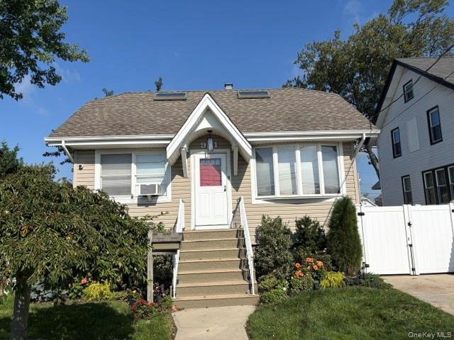 931 Hayes Street – For Sale