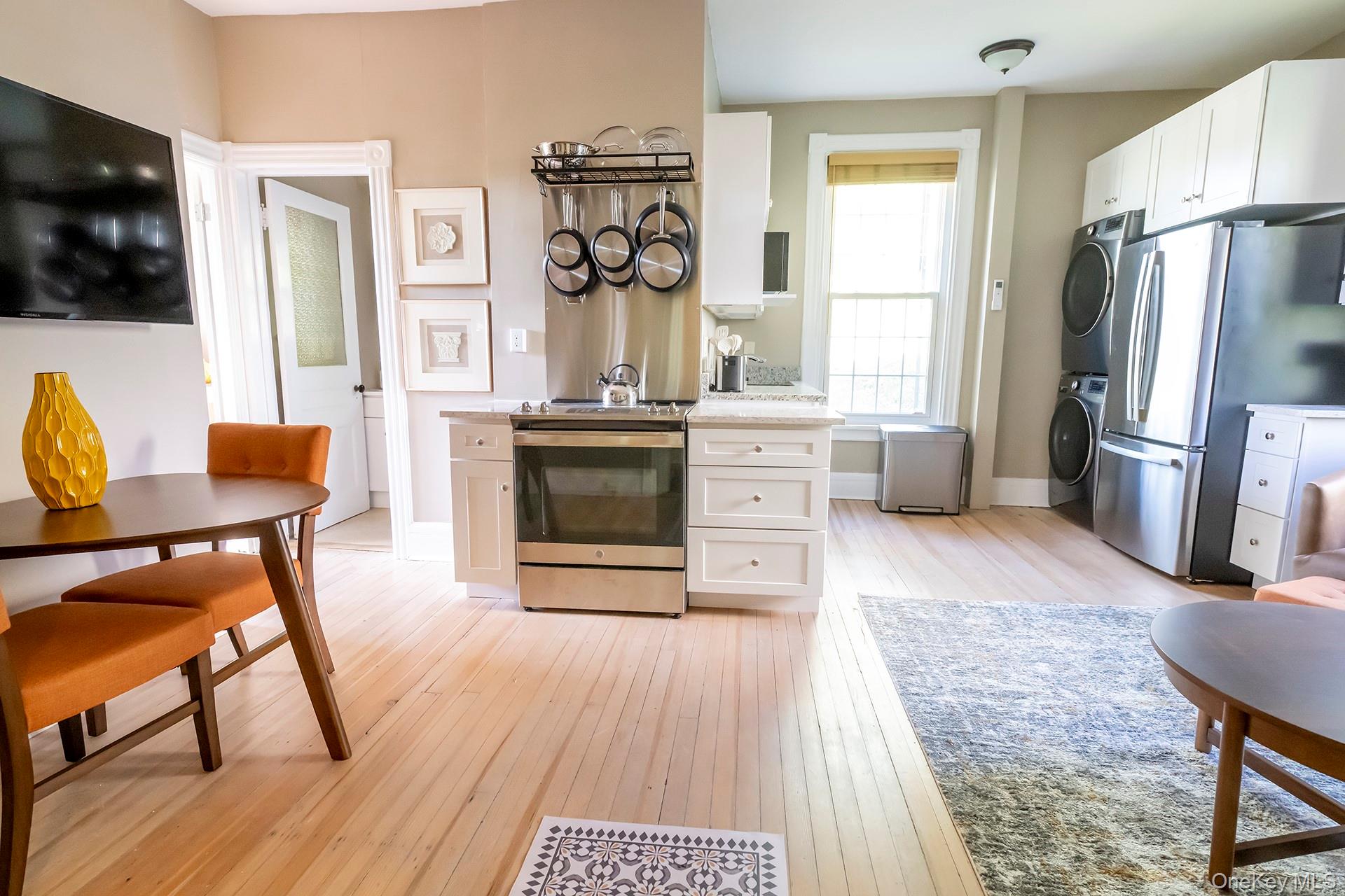 3212 Franklin Avenue, Unit 1st Floor photo 10