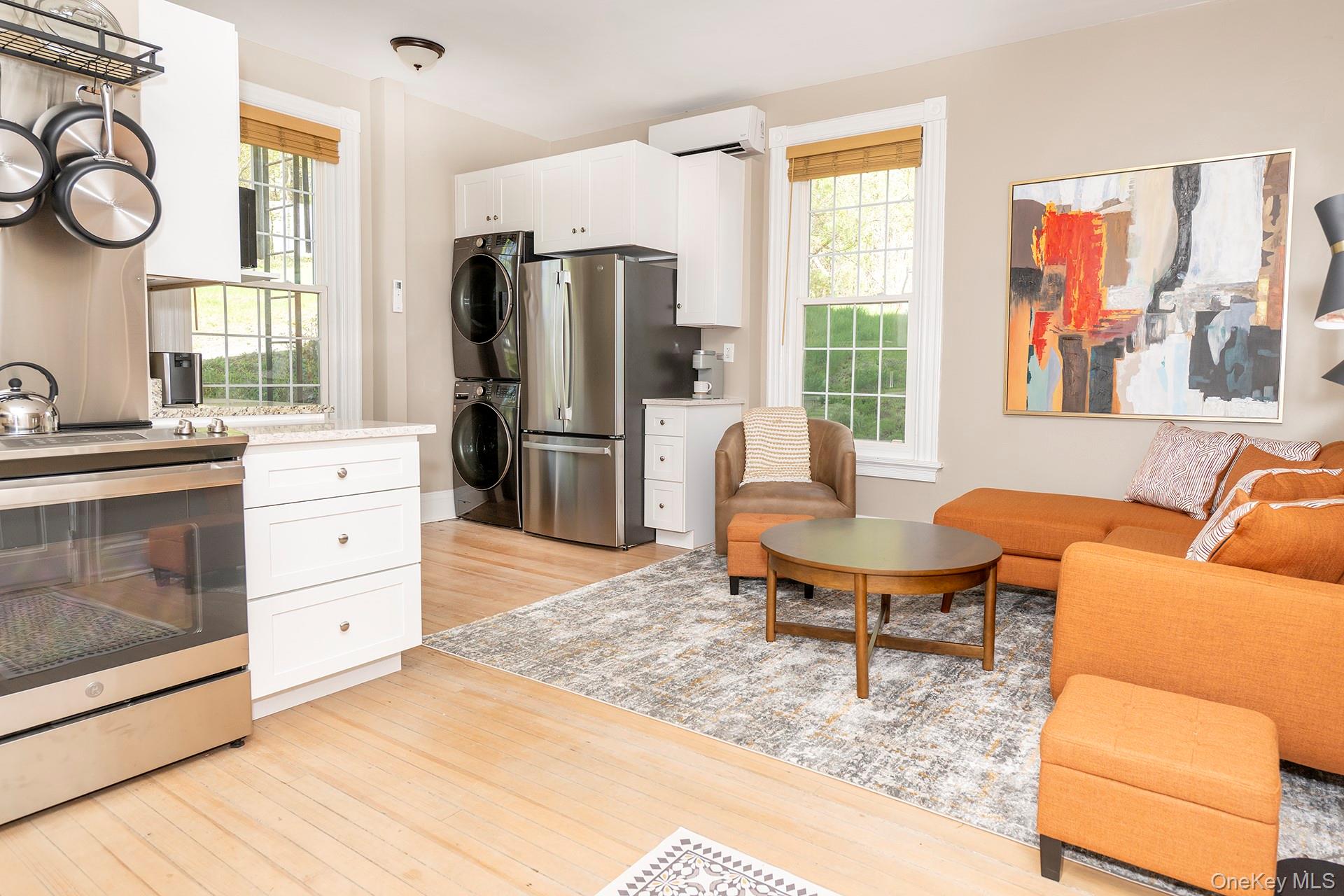 3212 Franklin Avenue, Unit 1st Floor photo 3