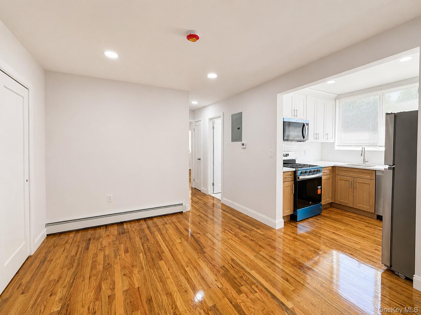 2887 Lamport Place – For Sale photo 6