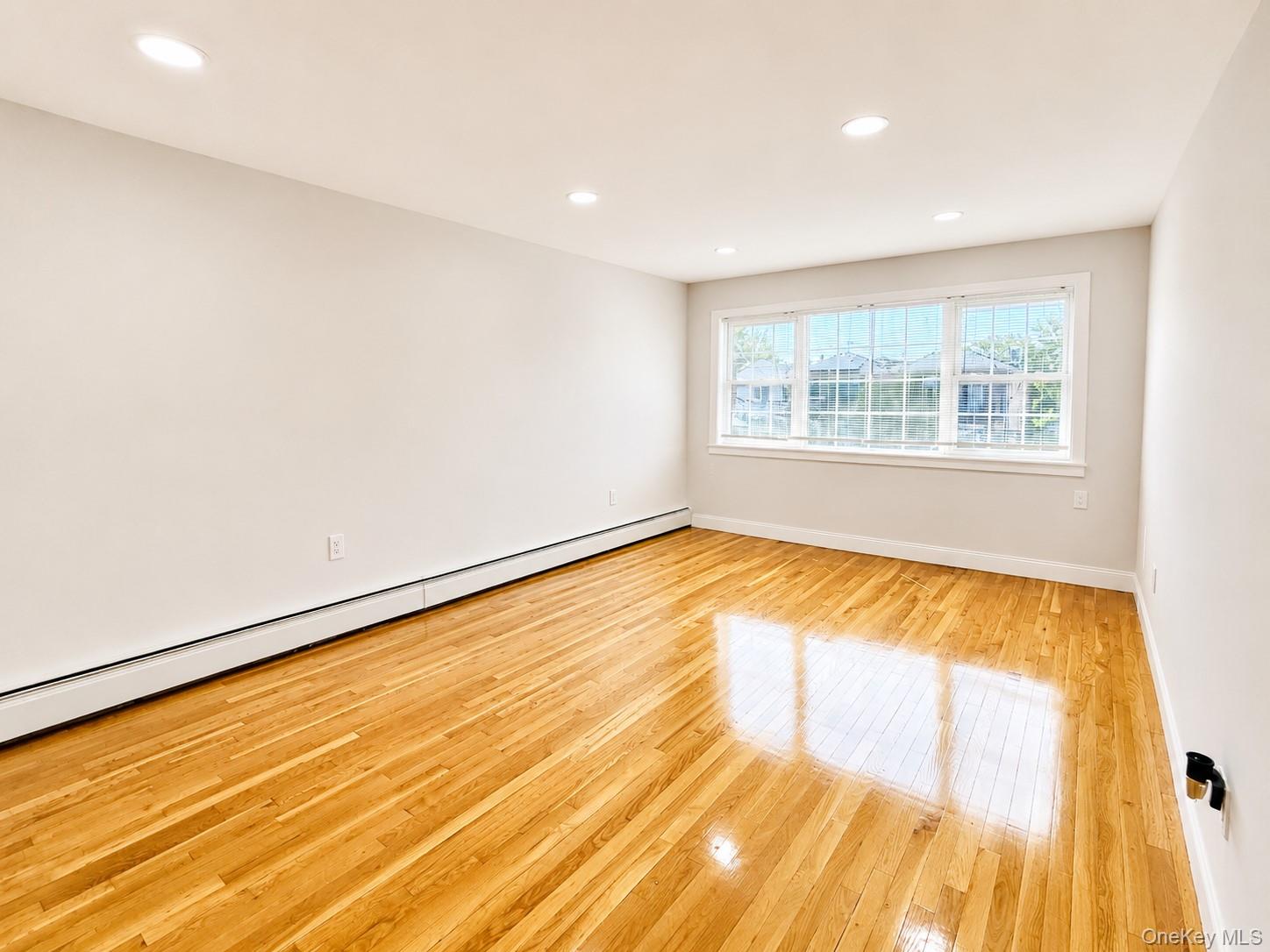 2887 Lamport Place – For Sale photo 16