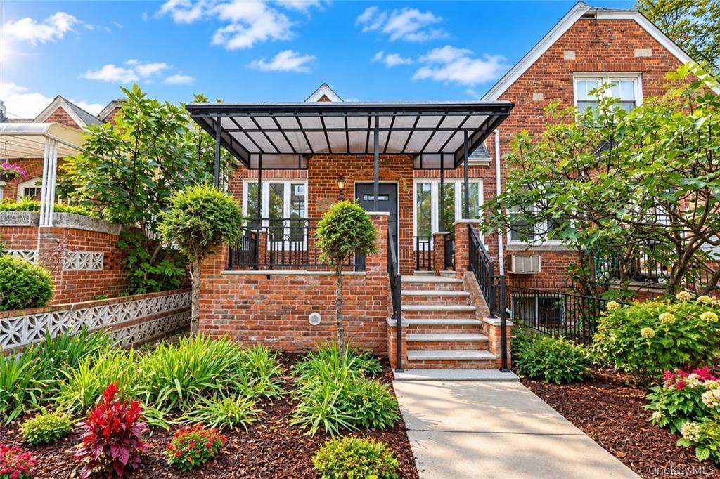 1804 Avenue W – For Sale