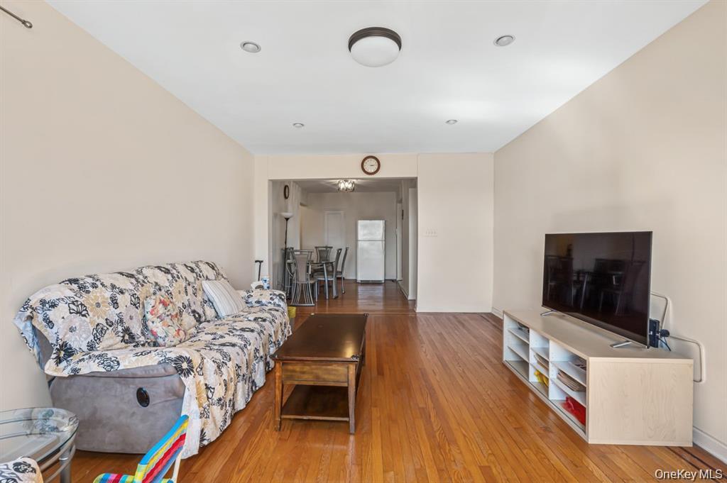 4035 Ithaca St, Unit 5D photo 10