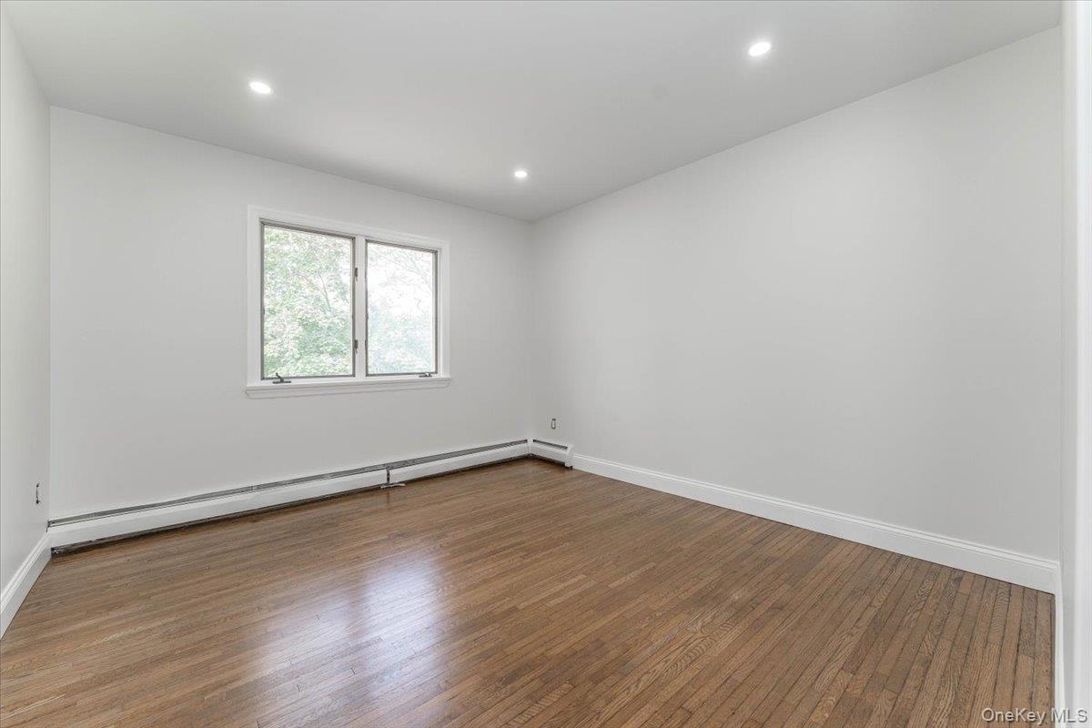 1066 Cedarhurst Street – For Sale photo 10