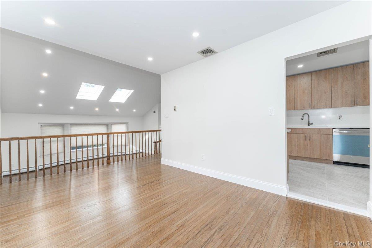 1066 Cedarhurst Street – For Sale photo 4