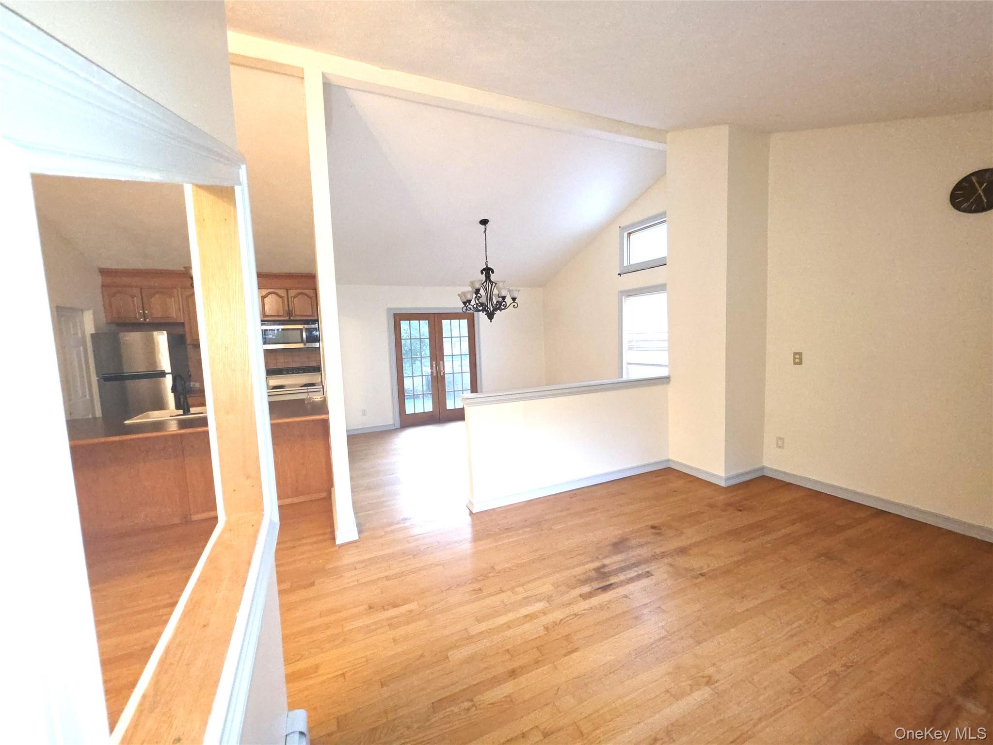 12 Nord Park Boulevard – For Rent photo 8