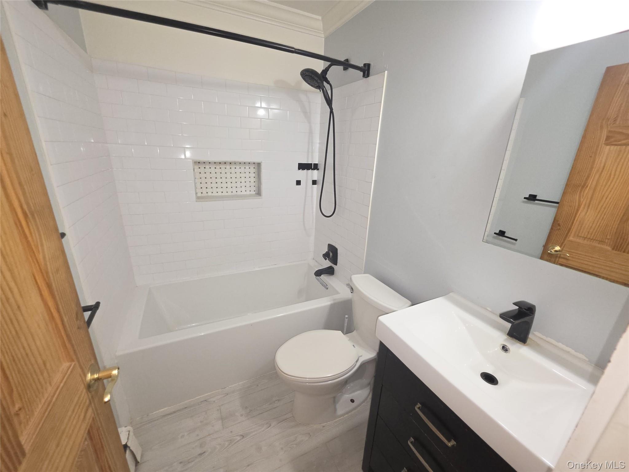 12 Nord Park Boulevard – For Rent photo 20