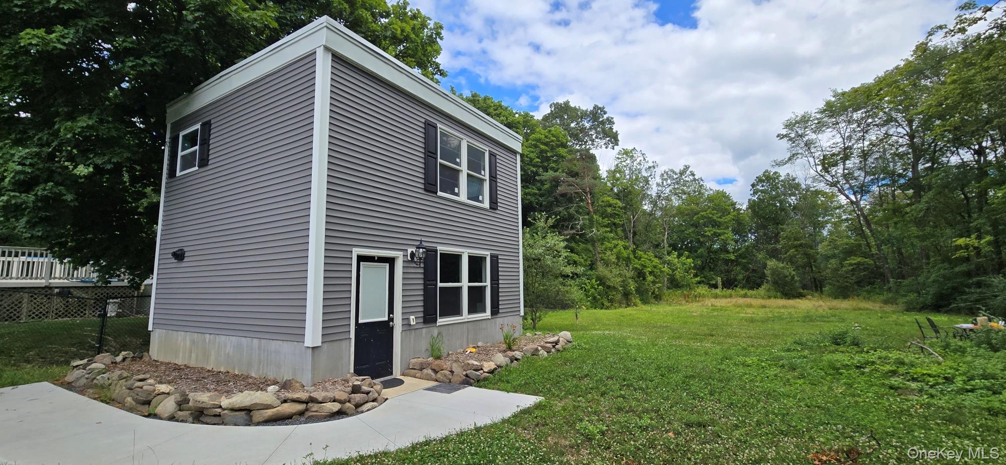 300 Lakeside Road – For Sale photo 21