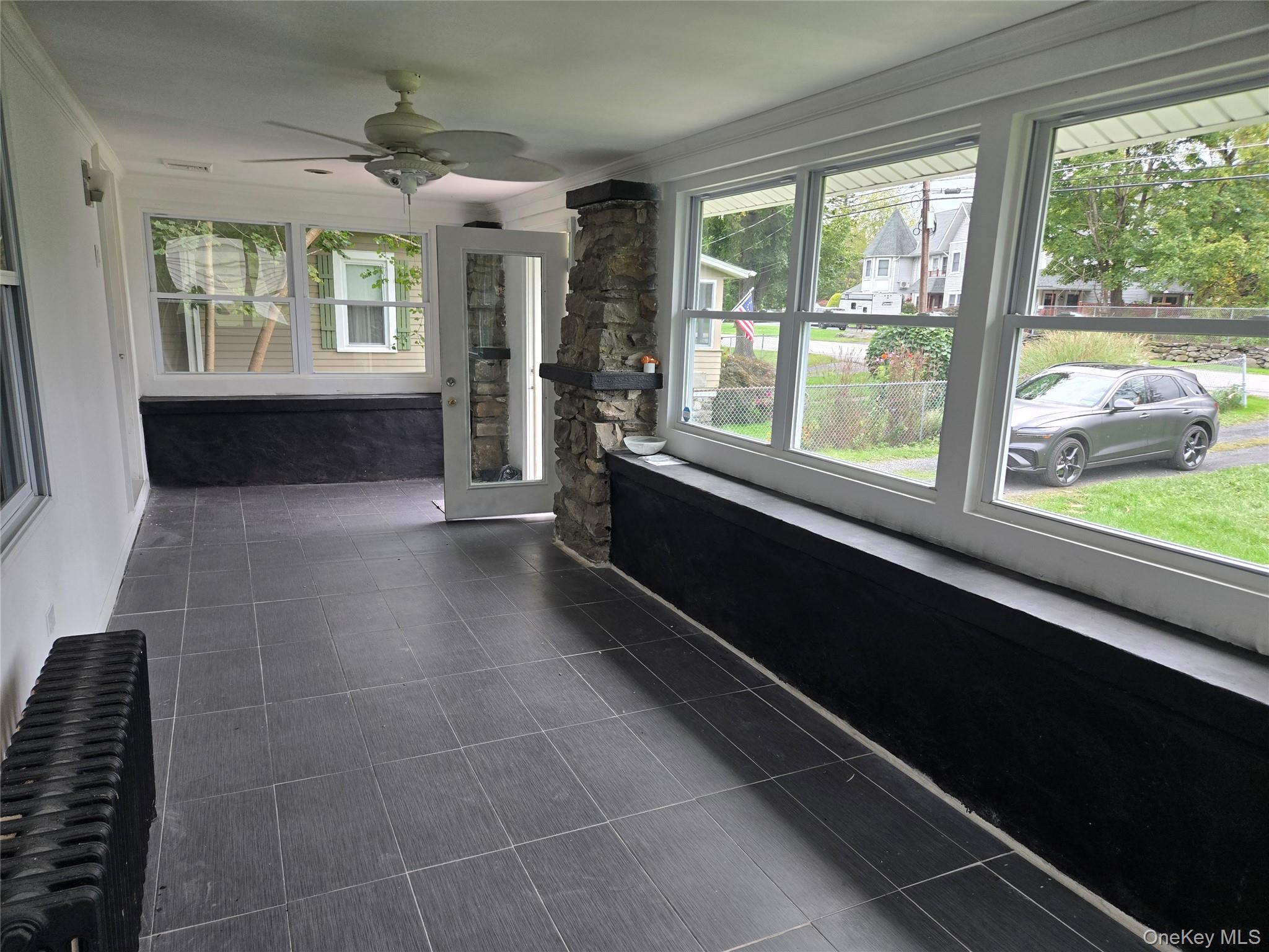 300 Lakeside Road – For Sale photo 2