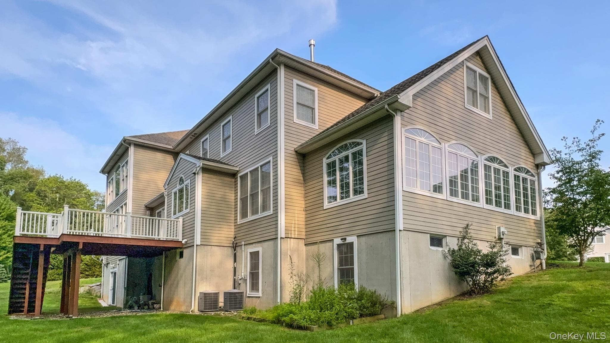 17 Chestnut Street – For Rent photo 2