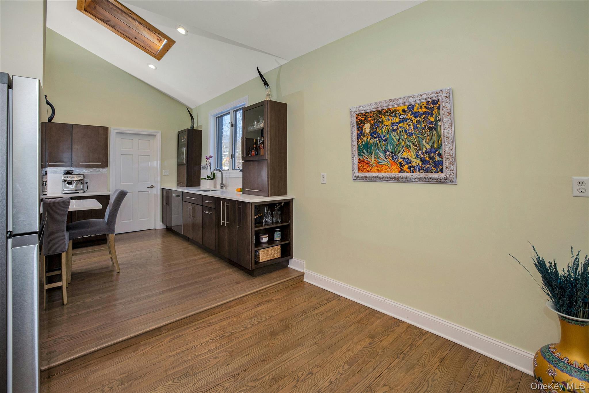 201 Bardonia Road – For Sale photo 10