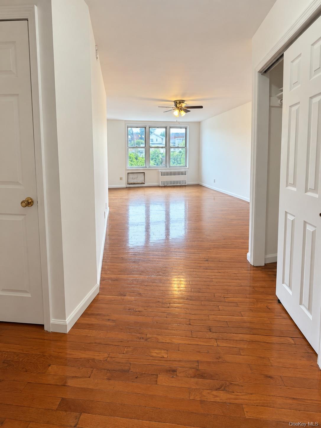 86-16 60th Avenue, Unit 4D photo 2
