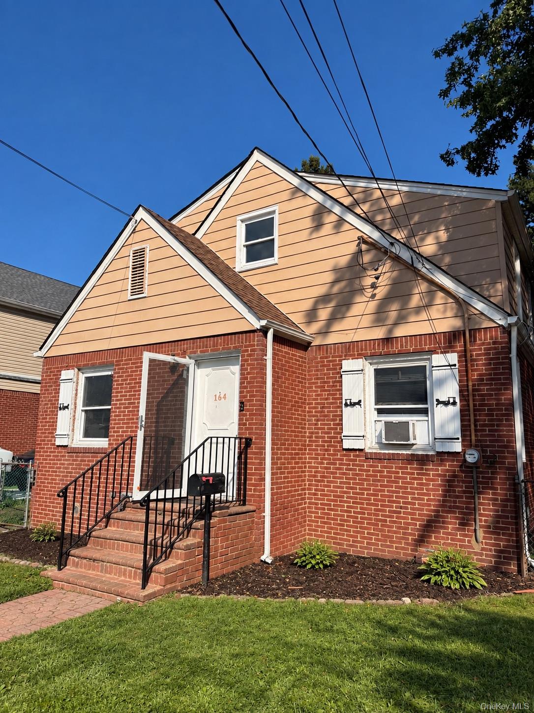 164 Fairview Boulevard – For Sale