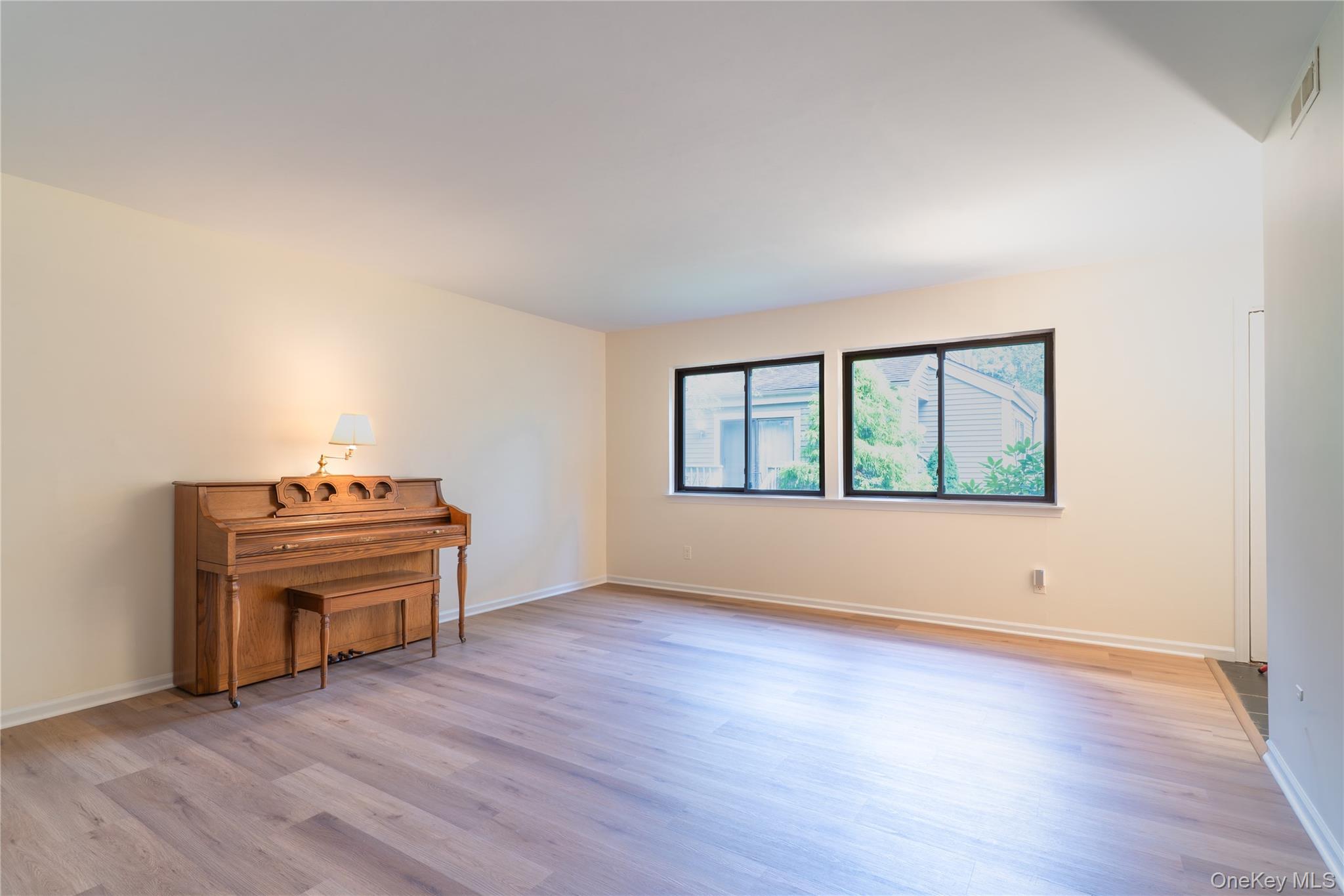 137 Stone Meadow, Unit 137 photo 6