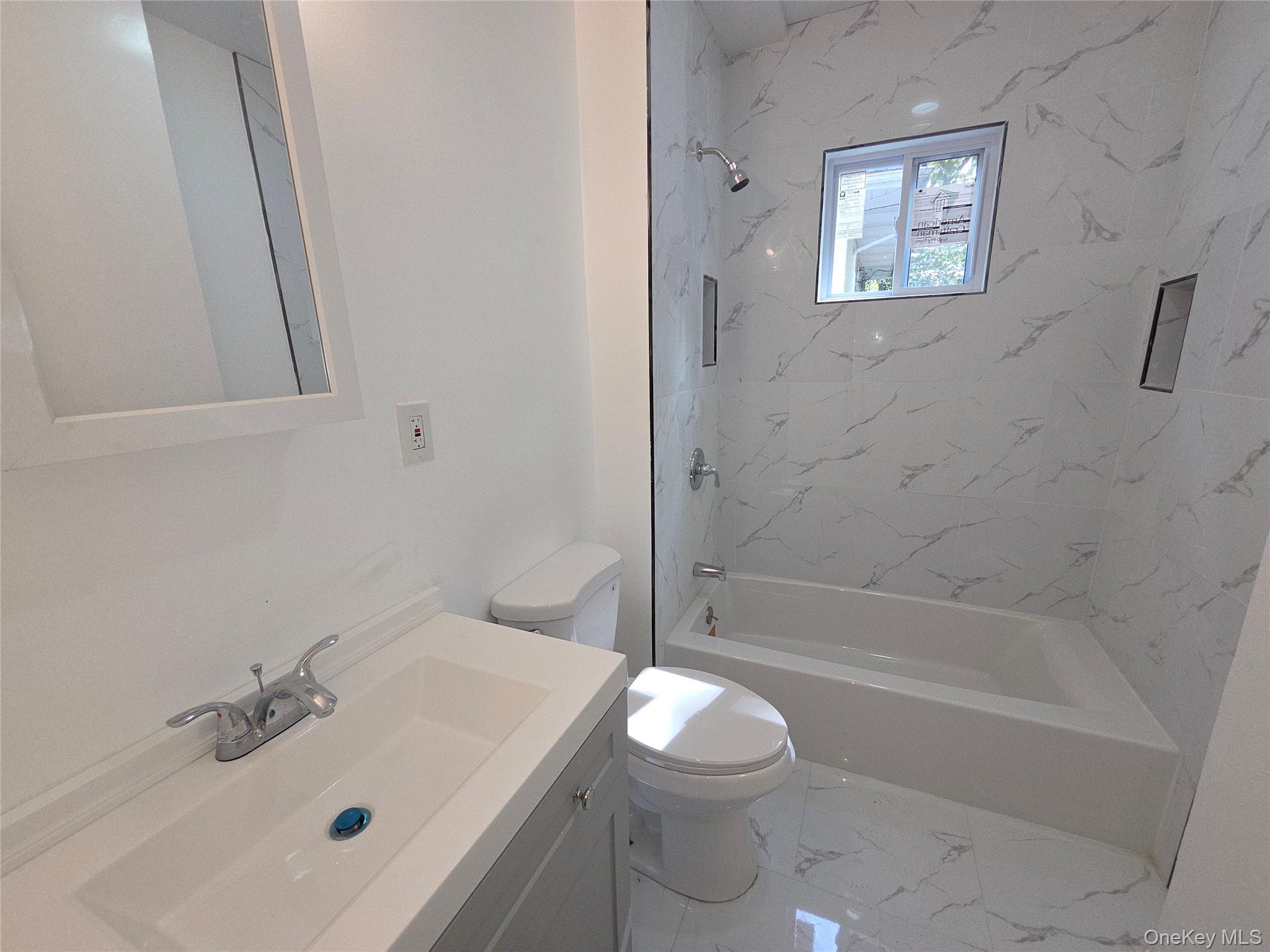 16 Gray Street – For Rent photo 10