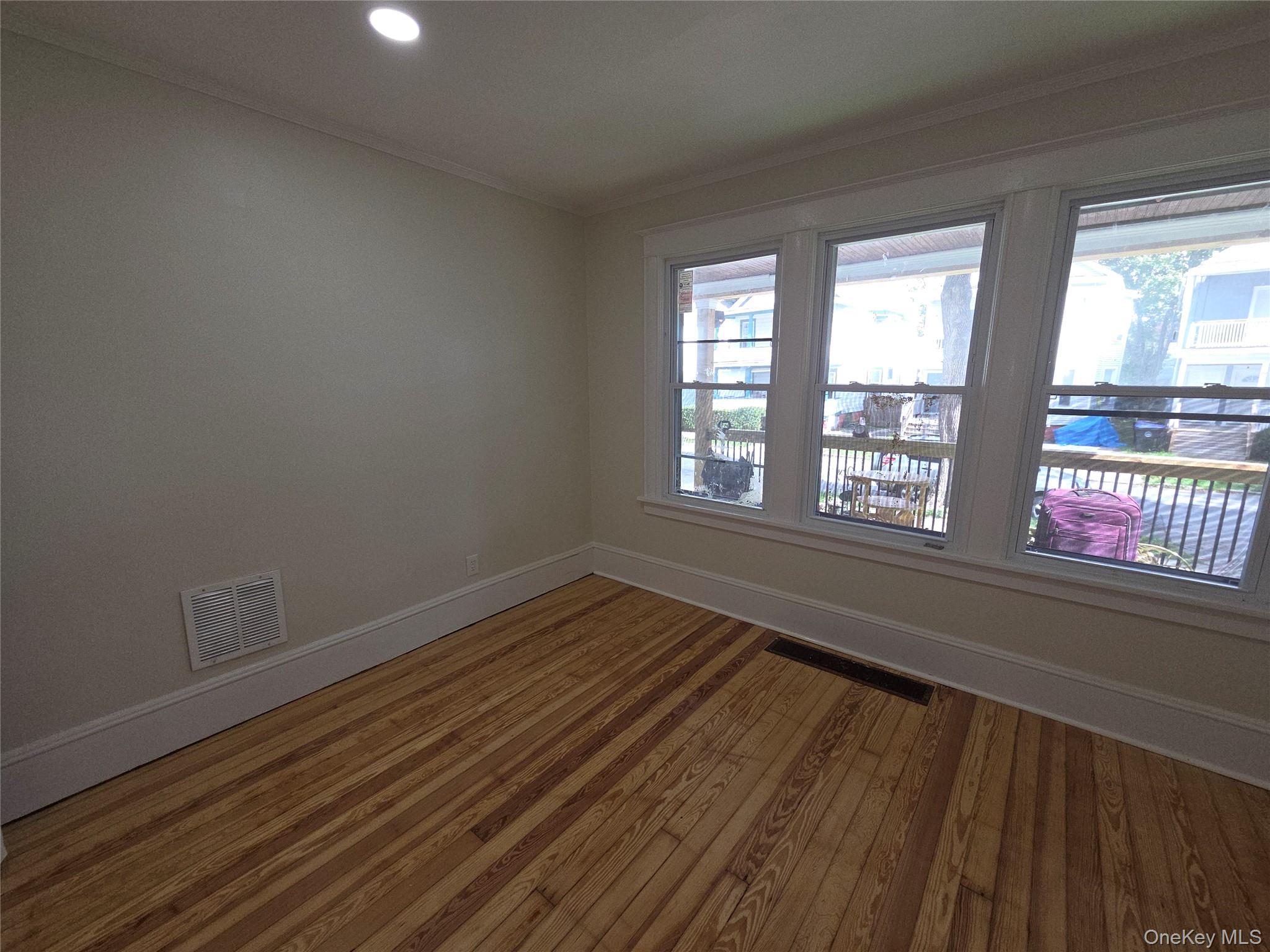16 Gray Street – For Rent photo 7