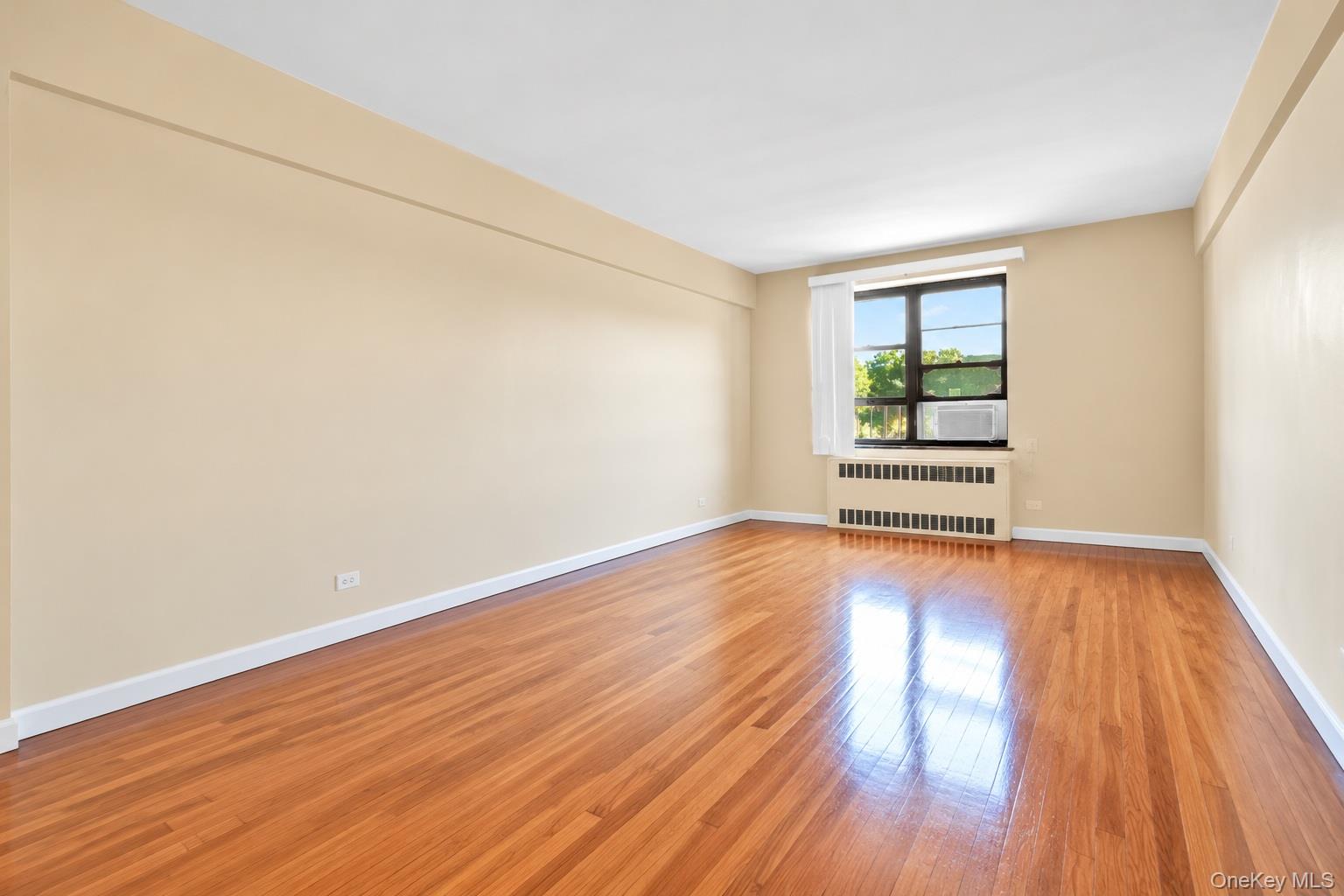 141-15 28th Avenue, Unit 6A