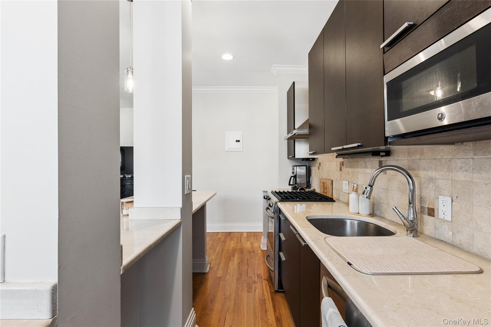 111 7th Street, Unit 404 photo 13