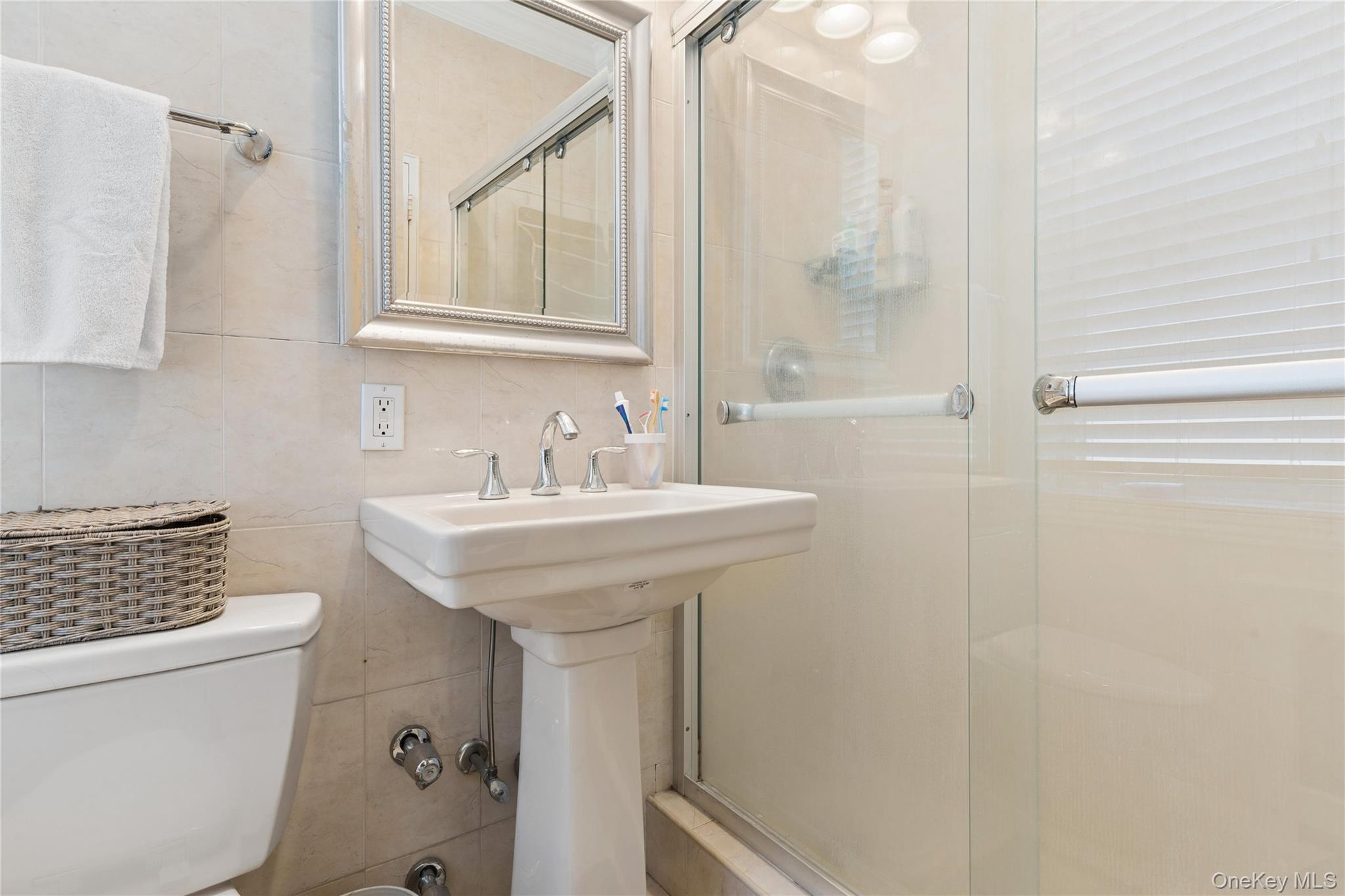 111 7th Street, Unit 404 photo 22