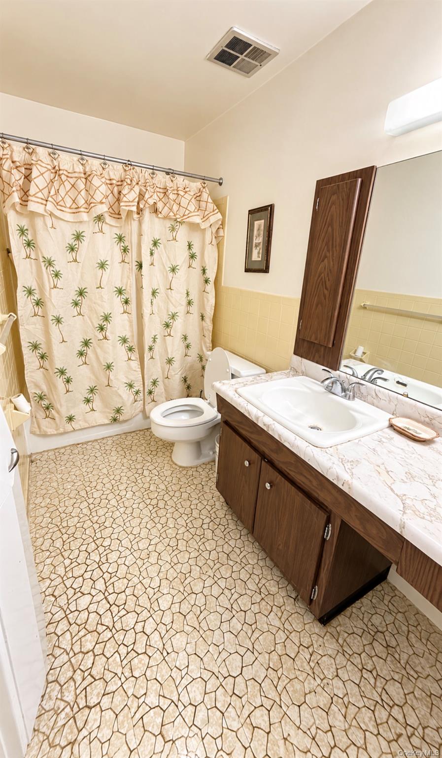 1840 Crompond Road, Unit 2-C3 photo 7
