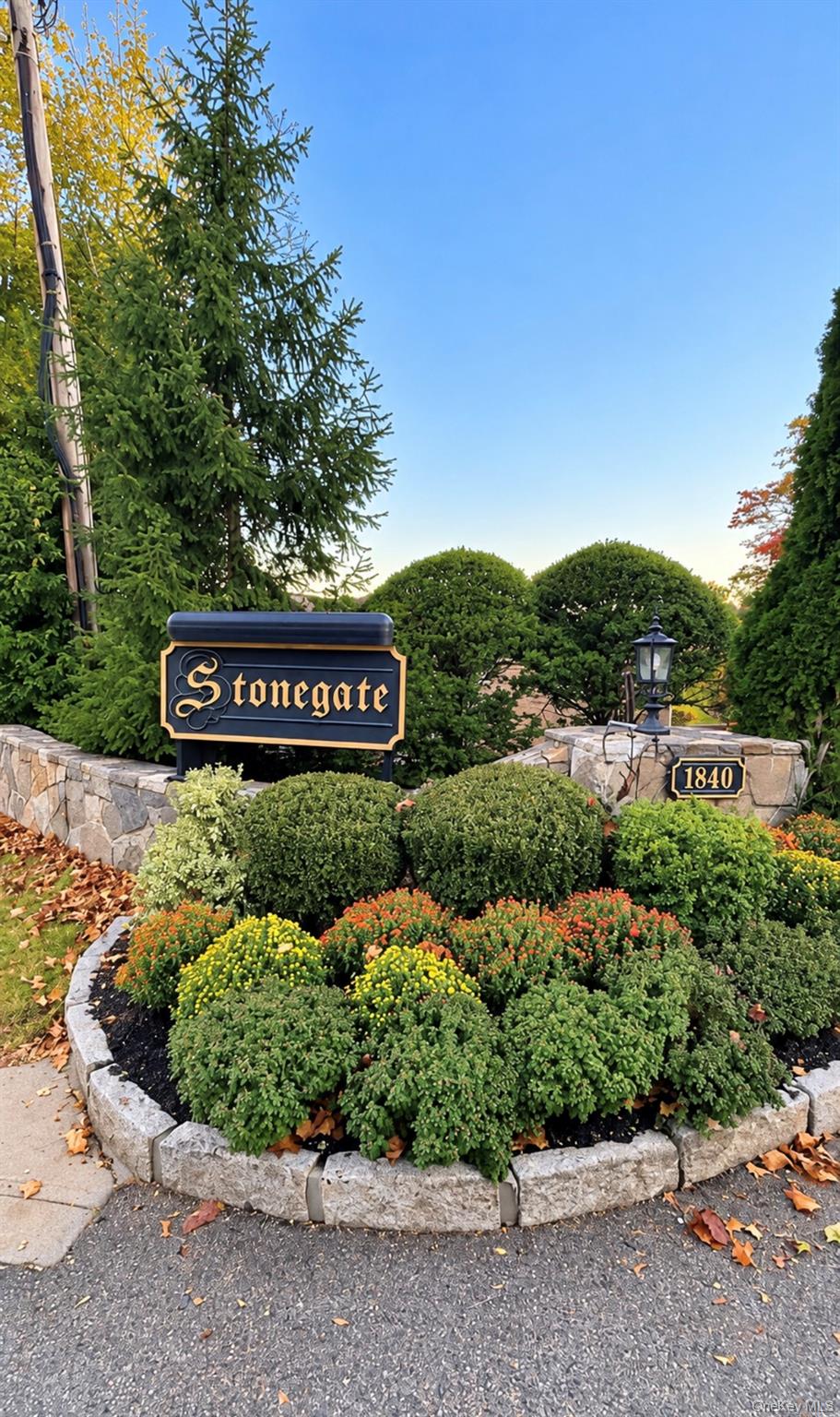 1840 Crompond Road, Unit 2-C3
