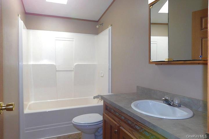 1566 Albany Post Road – For Sale photo 19