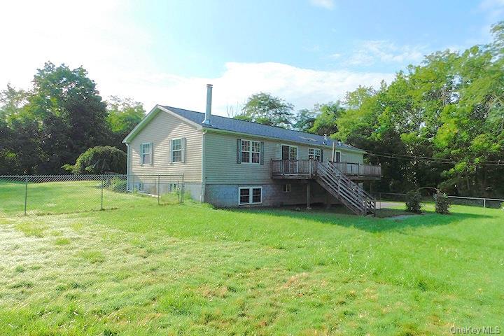 1566 Albany Post Road – For Sale photo 3