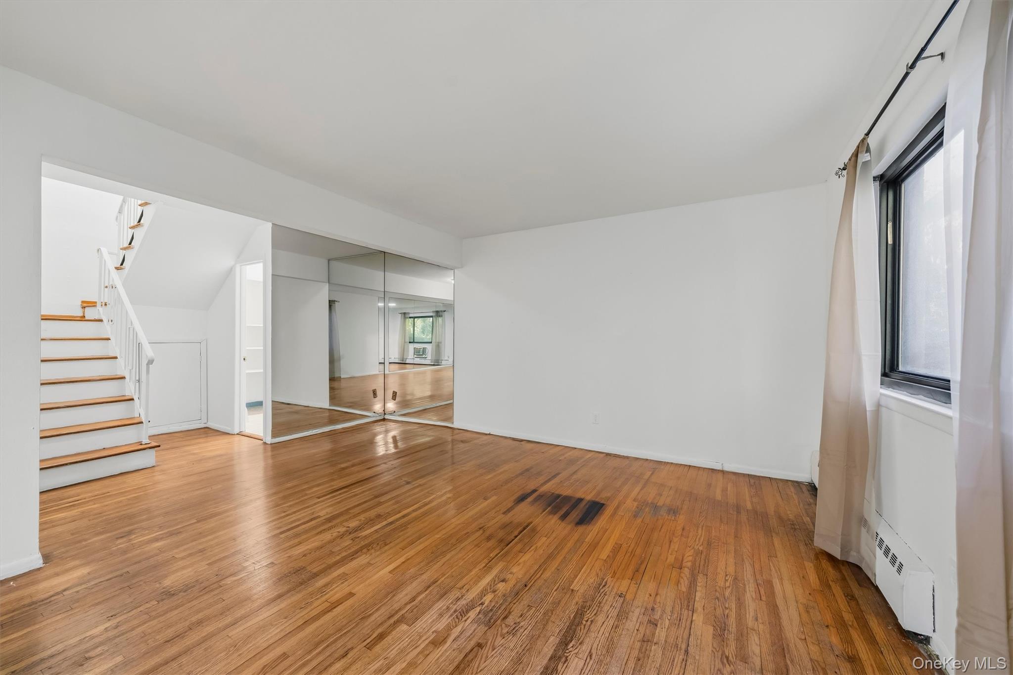 5 W Lawrence Park Drive, Unit 11 photo 10