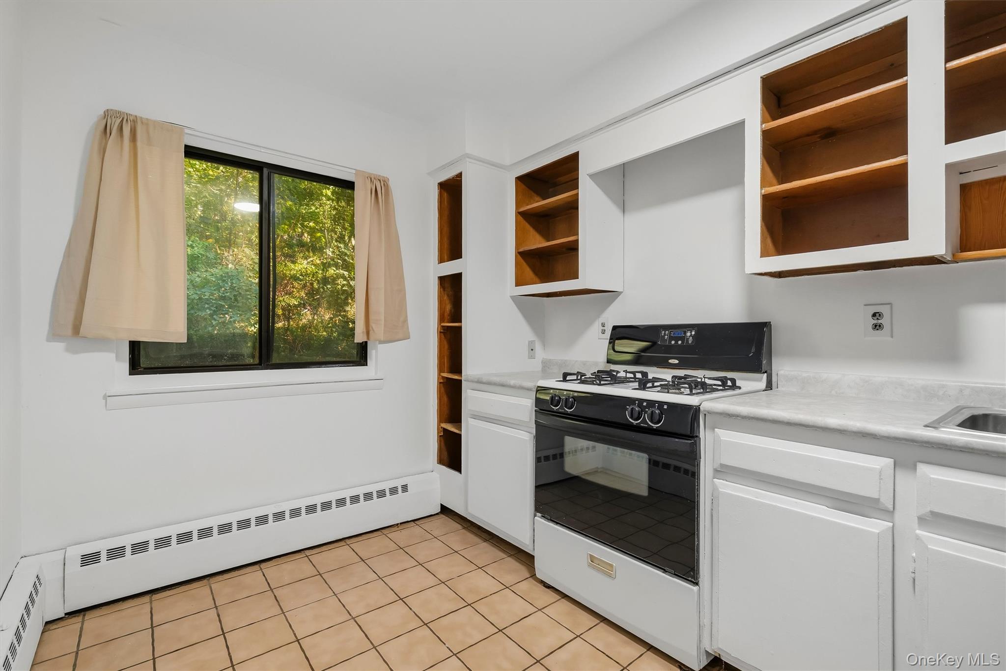 5 W Lawrence Park Drive, Unit 11 photo 16