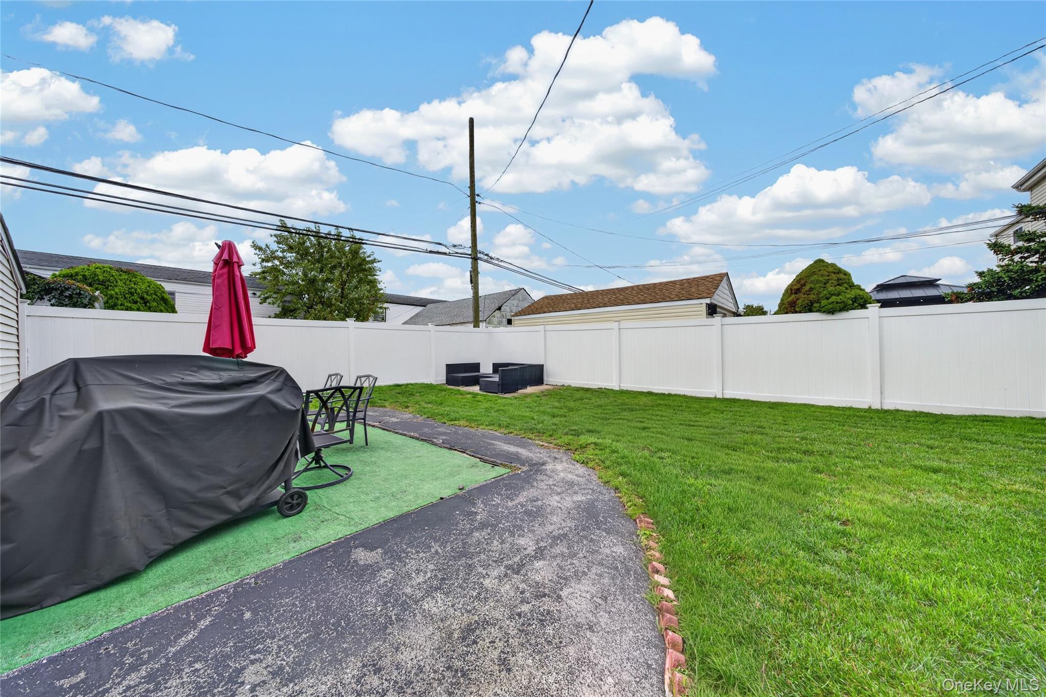 33 Hubbard Avenue – For Sale photo 12
