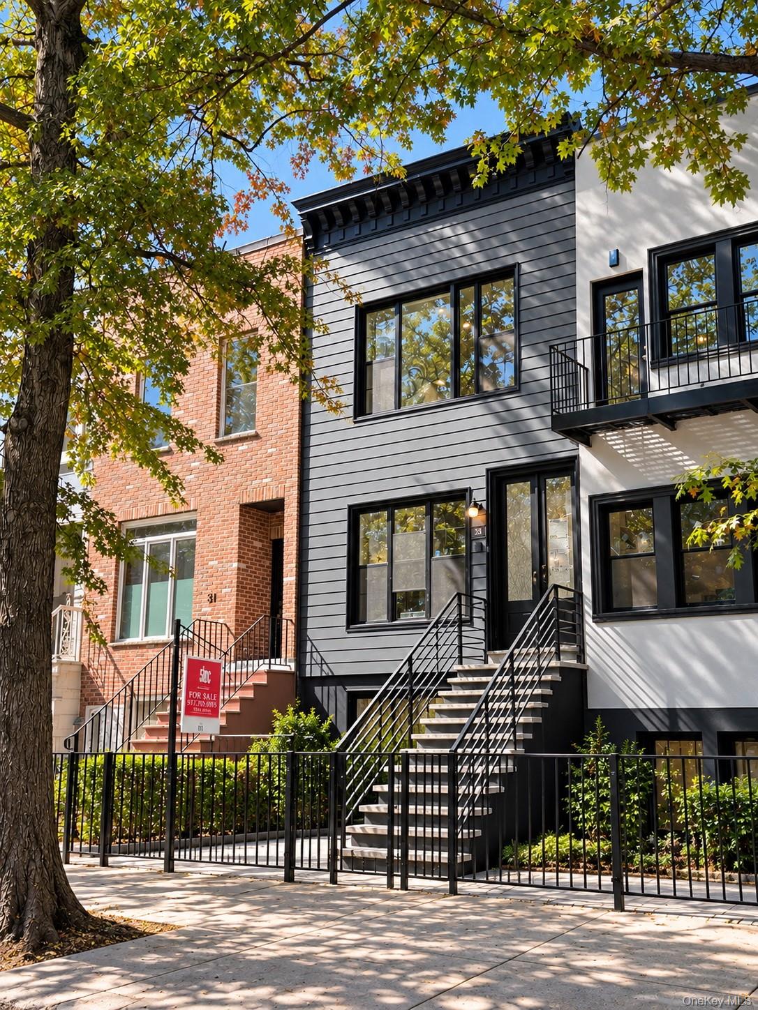 83 Cooper Street – For Sale