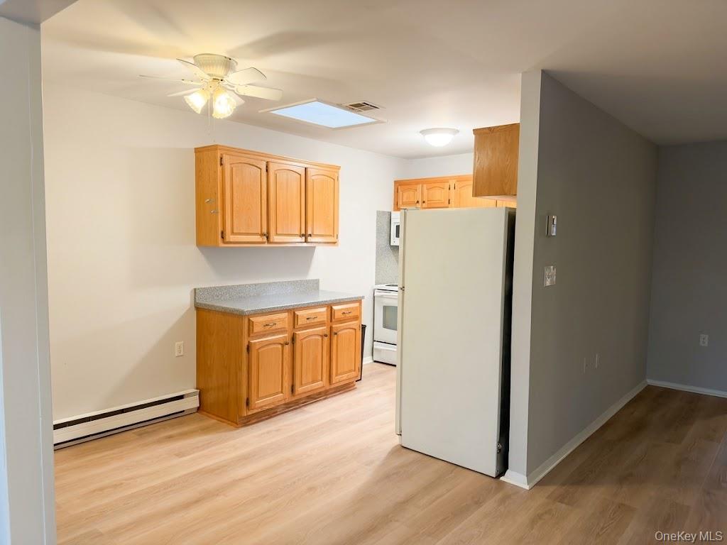 405 D Woodbridge Drive, Unit D photo 6