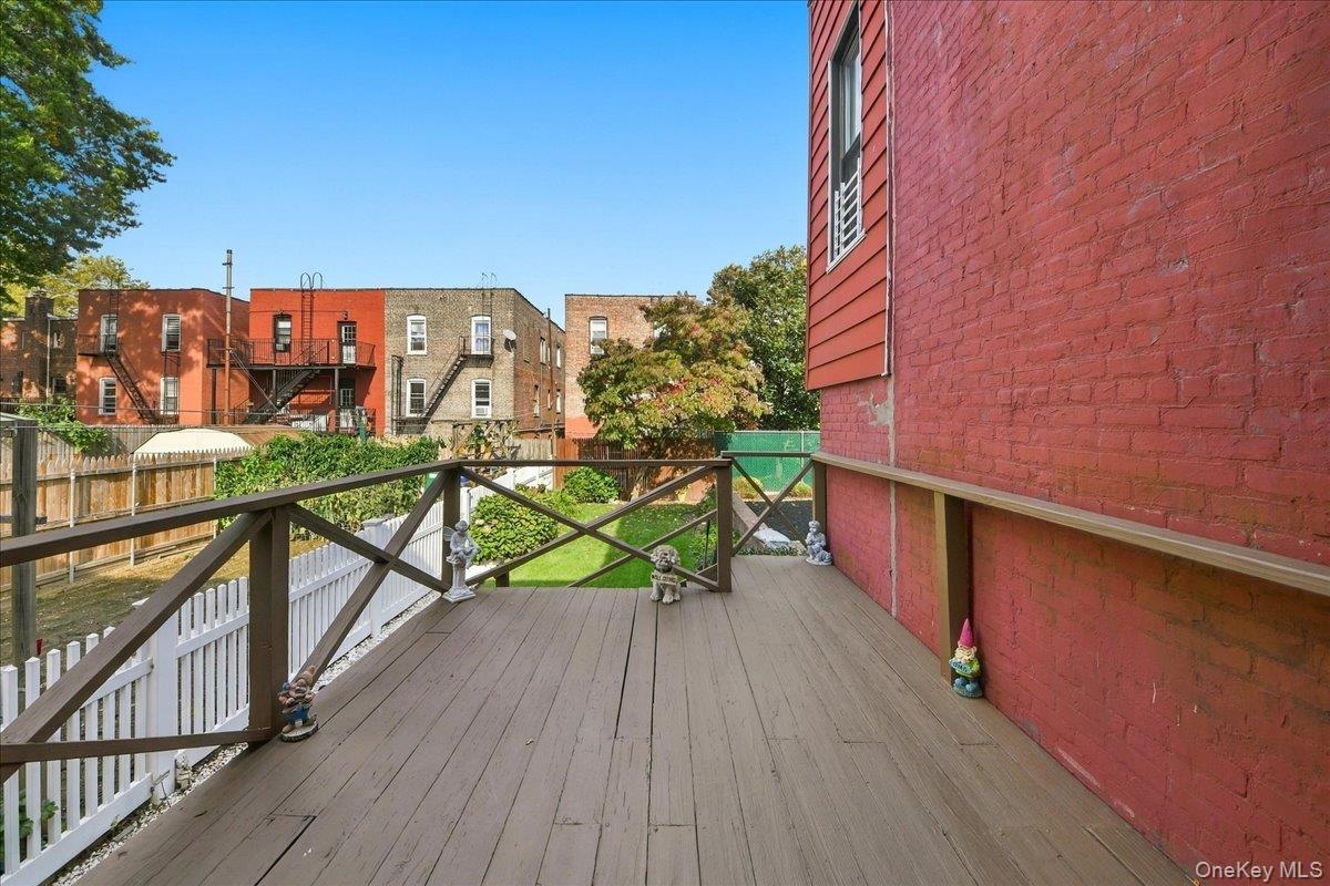 1912 Hone Avenue – For Sale photo 18