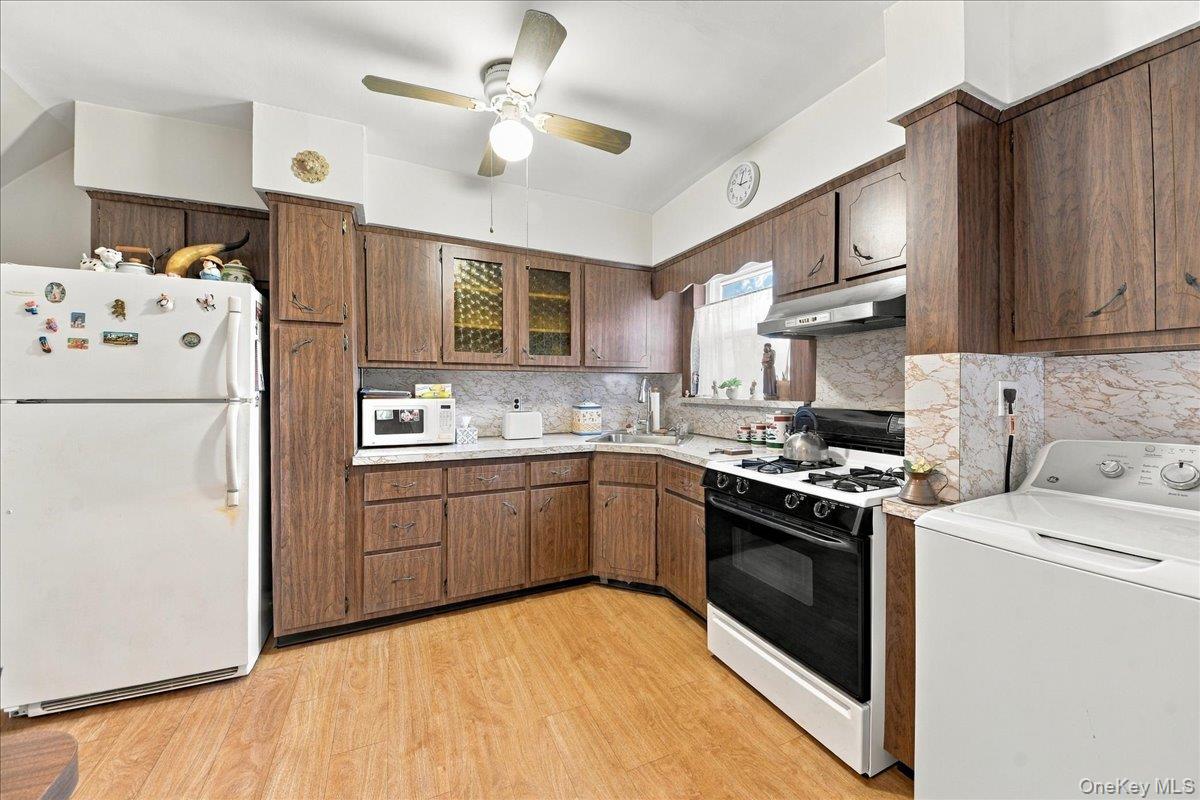 1912 Hone Avenue – For Sale photo 11