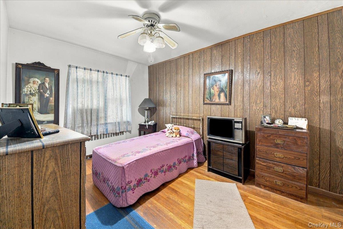 1912 Hone Avenue – For Sale photo 6